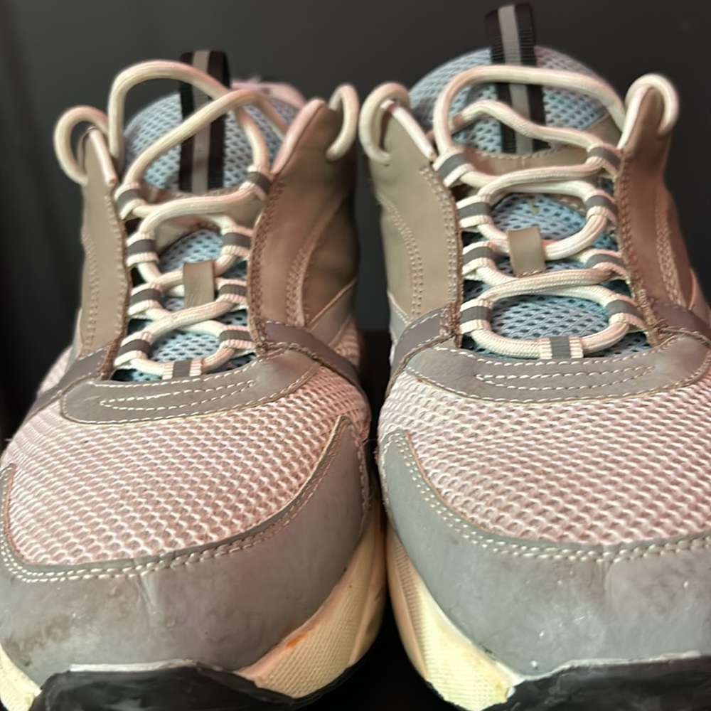 Selling Dior B22s - Picture 2 of 4